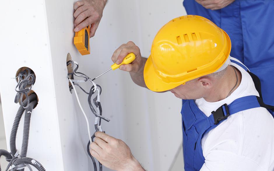 recherche travail électricien bâtiment Senlis